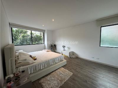 Apartamento de 3 alcobas en venta en Loma Benedictinos, Envigado, 180 m² · foto 9 de 18