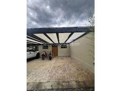 Casa de 5 alcobas en venta en Alto De Las Palmas, Medellín · foto 9 de 20