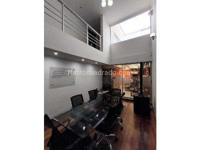 Casa de 4 alcobas en venta en Modelia, Bogotá, 400 m² · foto 3 de 20