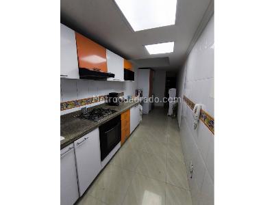 Casa de 4 alcobas en venta en Modelia, Bogotá, 400 m² · foto 8 de 20