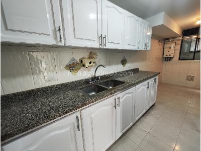 Apartamento de 3 alcobas en venta en Ciudad Salitre Occidente, Bogotá, 124 m² · foto 7 de 20