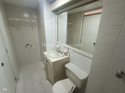 Apartaestudio en arriendo en Chapinero Alto, Bogotá, 30 m² · foto 17 de 18