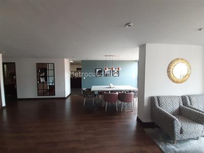Apartamento de 3 alcobas en venta en Santa Bibiana, Bogotá, 126 m² · foto 4 de 20