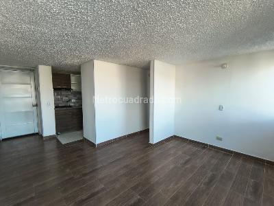 Apartamento de 2 alcobas en arriendo en Villa Gladys, Bogotá, 42 m² · foto 2 de 10