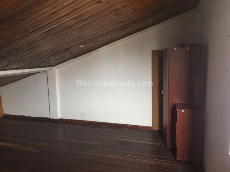 Apartamento en Arriendo, SANTA TERESITA, Bogotá D.C. - Widok 2
