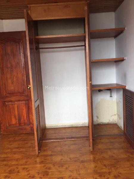 Apartamento en Arriendo, SANTA TERESITA, Bogotá D.C. - Więcej