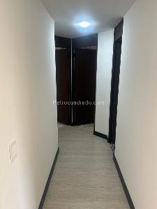Apartamento en venta en Toberin, Bogotá · foto 11 de 18