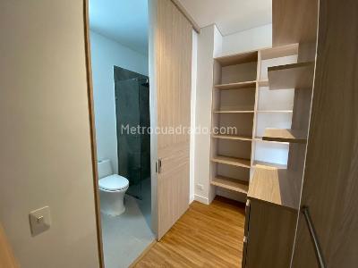Apartamento en venta en Santa Barbara Oriental, Bogotá · foto 6 de 20