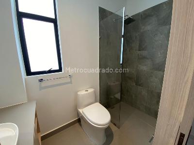 Apartamento en venta en Santa Barbara Oriental, Bogotá · foto 8 de 20