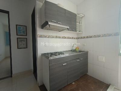 Casa de 5 alcobas en venta en Miraflores, Girardot, 140 m² · foto 6 de 17