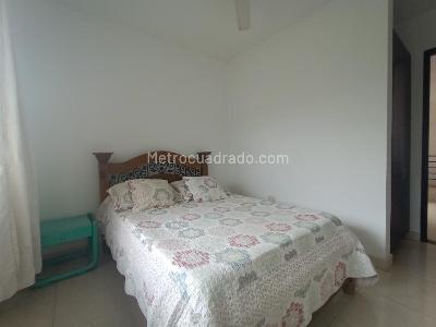 Casa de 5 alcobas en venta en Miraflores, Girardot, 140 m² · foto 17 de 17