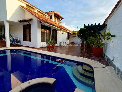 Casa de 4 alcobas en venta en Bavaria, Girardot, 265 m² · foto 3 de 20