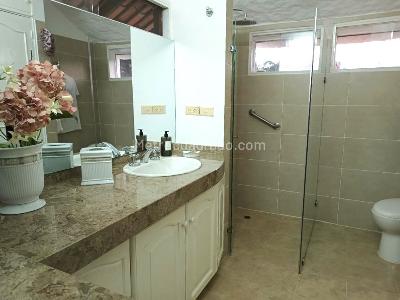 Casa de 4 alcobas en venta en Bavaria, Girardot, 265 m² · foto 17 de 20