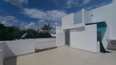 Casa de 4 alcobas en venta en El Peñon, Girardot, 220 m² · foto 13 de 20