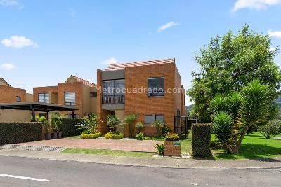 House for rent in Hacienda Fontanar, Chía