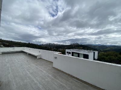 Casa de 5 alcobas en venta en Vereda El Libano, La Calera, 495 m² · foto 12 de 20