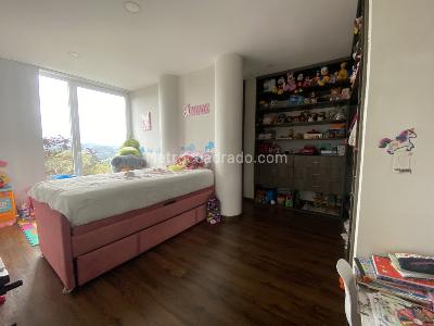 Casa de 5 alcobas en venta en Vereda El Libano, La Calera, 495 m² · foto 18 de 20