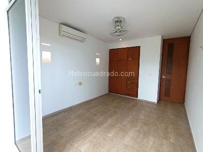 Apartamento de 2 alcobas en venta en Girardot, Girardot, 103 m² · foto 10 de 20