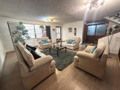 Casa de 5 alcobas en venta en El Campincito, Chía, 388 m² · foto 3 de 20