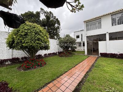 Casa de 5 alcobas en venta en El Campincito, Chía, 388 m² · foto 14 de 20