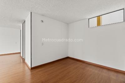 Apartamento en venta en Verbenal, Bogotá · foto 4 de 10