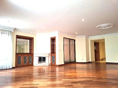 Apartamento de 3 alcobas en venta en La Carolina, Bogotá, 180 m² · foto 4 de 20