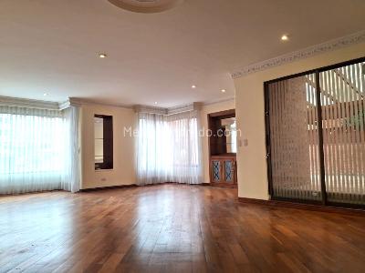 Apartamento de 3 alcobas en venta en La Carolina, Bogotá, 180 m² · foto 6 de 20