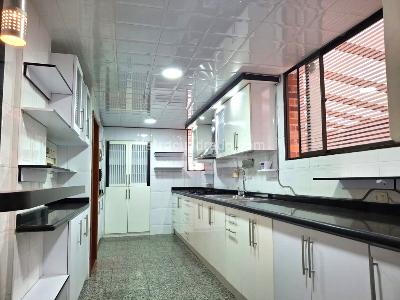 Apartamento de 3 alcobas en venta en La Carolina, Bogotá, 180 m² · foto 10 de 20