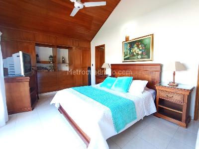 Casa de 5 alcobas en venta en Girardot, Girardot, 249 m² · foto 18 de 20