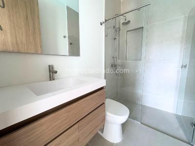 Apartamento de 3 alcobas en venta en Bahia Kristal, Cartagena, 107 m² · foto 10 de 18