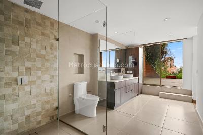 Apartamento de 4 alcobas en venta en Chico Alto, Bogotá, 400 m² · foto 13 de 20
