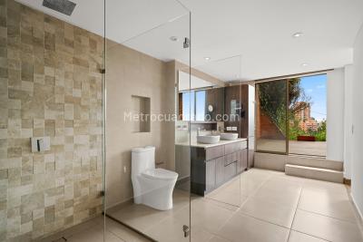 Apartamento de 4 alcobas en arriendo en Chico Alto, Bogotá, 400 m² · foto 13 de 20