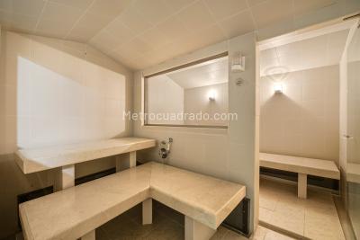 Apartamento de 4 alcobas en arriendo en Chico Alto, Bogotá, 400 m² · foto 20 de 20
