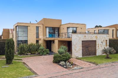 Casa en venta en Canelon, Cajicá · foto 2 de 20