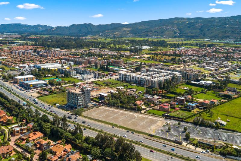 Lote en Venta, Calahorra, Cajicá - Más