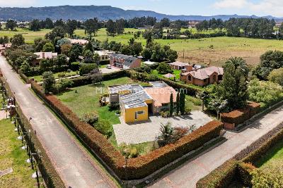 Casa de 3 alcobas en venta en Fagua, Chía, 291 m² · foto 2 de 20