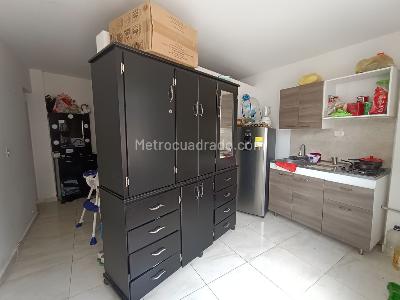 Casa de 5 alcobas en venta en Miraflores, Girardot, 200 m² · foto 14 de 20