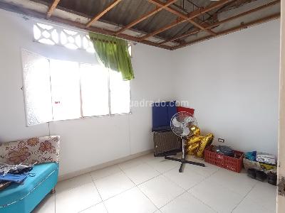 Casa de 5 alcobas en venta en Miraflores, Girardot, 200 m² · foto 19 de 20