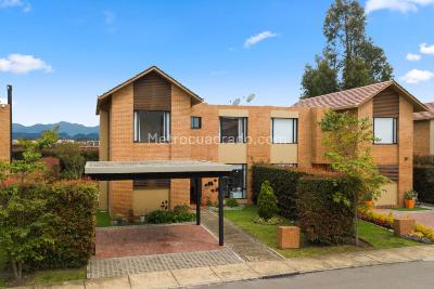 Casa de 3 alcobas en venta en Hacienda Fontanar, Chía, 151 m² · foto 2 de 15