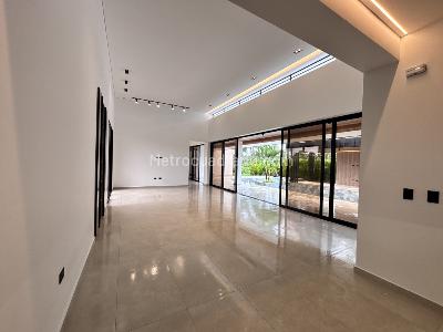 Casa de 4 alcobas en venta en Vereda La Cecilia, Villavicencio, 460 m² · foto 3 de 20