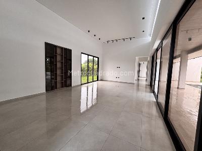 Casa de 4 alcobas en venta en Vereda La Cecilia, Villavicencio, 460 m² · foto 4 de 20