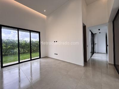 Casa de 4 alcobas en venta en Vereda La Cecilia, Villavicencio, 460 m² · foto 5 de 20