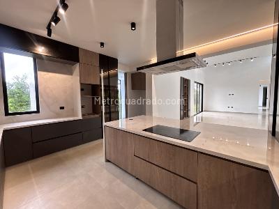 Casa de 4 alcobas en venta en Vereda La Cecilia, Villavicencio, 460 m² · foto 9 de 20