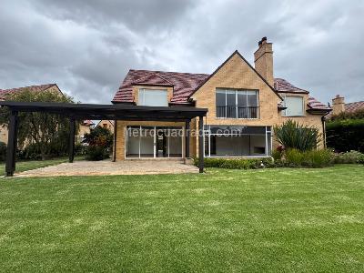 Casa de 4 alcobas en venta en Bojaca, Chía, 335 m² · foto 2 de 20
