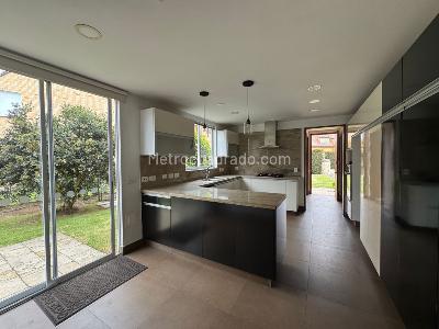 Casa de 4 alcobas en venta en Bojaca, Chía, 335 m² · foto 10 de 20
