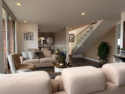 Apartamento de 4 alcobas en venta en Colina Campestre, Bogotá, 177 m² · foto 3 de 20