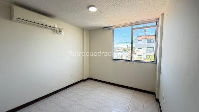 Apartamento en venta en Av, Cúcuta · foto 5 de 9