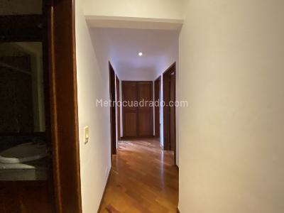 Apartamento en venta en Los Rosales, Bogotá · foto 17 de 20