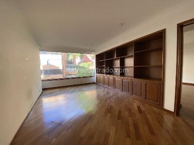 Apartamento en venta en Los Rosales, Bogotá · foto 19 de 20
