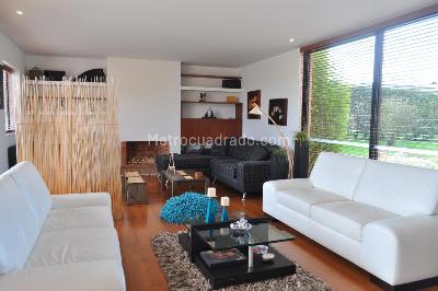 Casa de 3 alcobas en arriendo en Hacienda Fontanar, Chía, 252 m² · foto 2 de 16